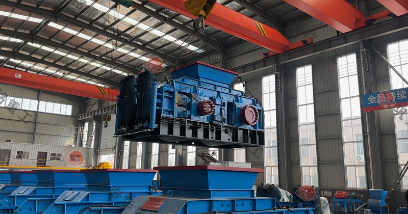 如何維護(hù)和保養(yǎng)鐵礦石對輥破碎機(jī)以延長其壽命? 如何維護(hù)和保養(yǎng)鐵礦石對輥破碎機(jī)以延長其壽命?